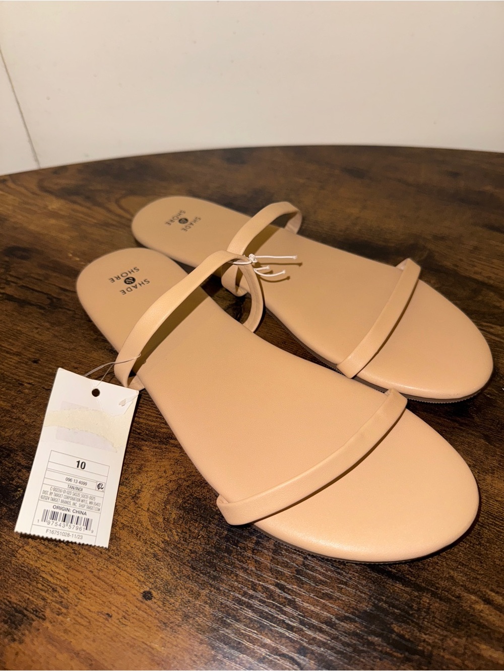 Women's Shade & Shore Tan Flat Slide Sandals Size 10